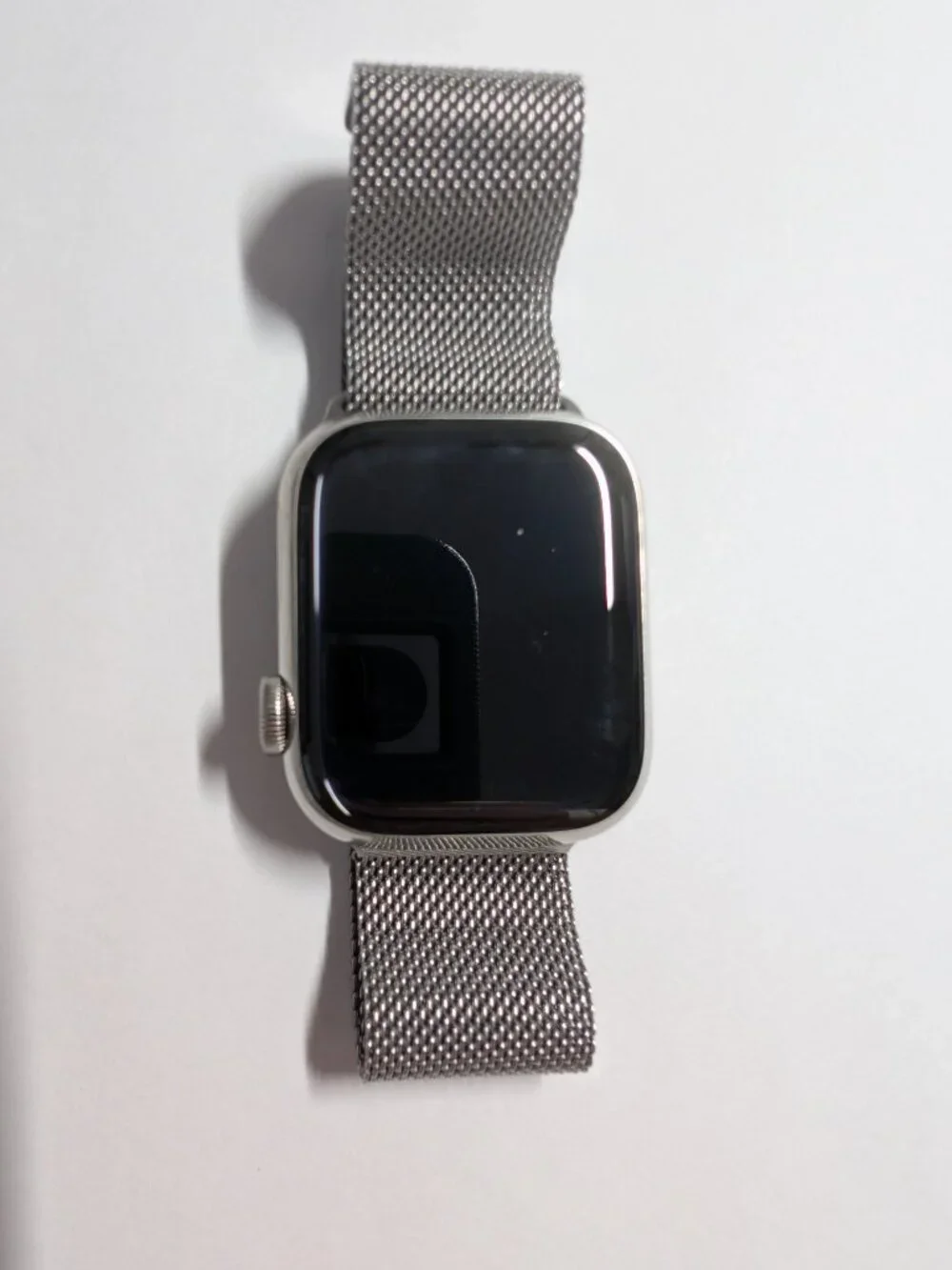 Apple Watch Series 8 w/Silver Milanese Mesh Band